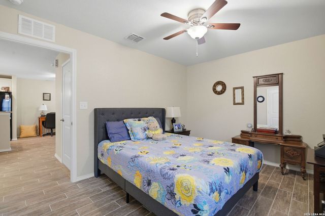 3302 RED FALLS RD, San Antonio, TX 78253