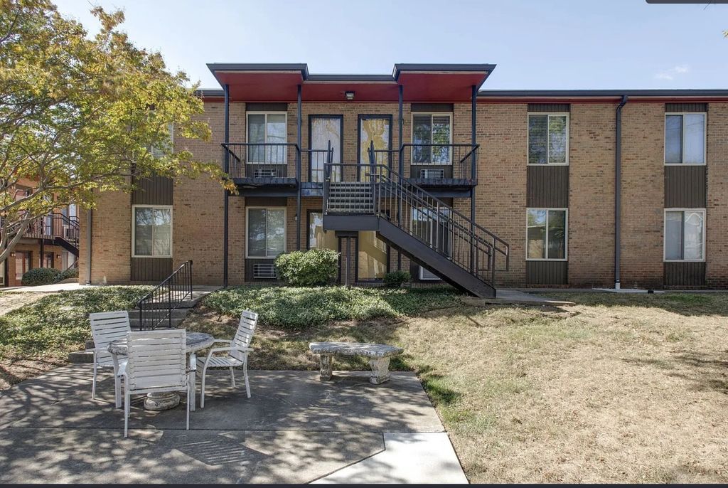 3600 Hillsboro Pike Apt D16, Nashville, TN 37215