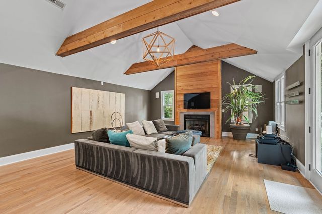 3907 Trimble Rd, Nashville, TN 37215