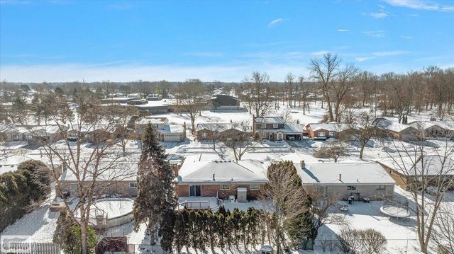 15781 Lorway Street, Clinton Township, MI 48038