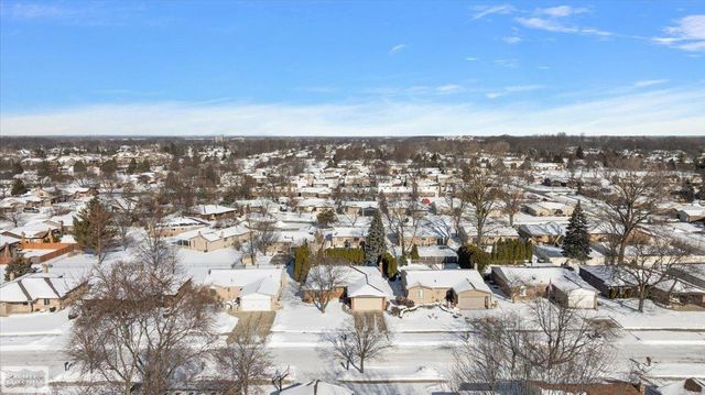 15781 Lorway Street, Clinton Township, MI 48038