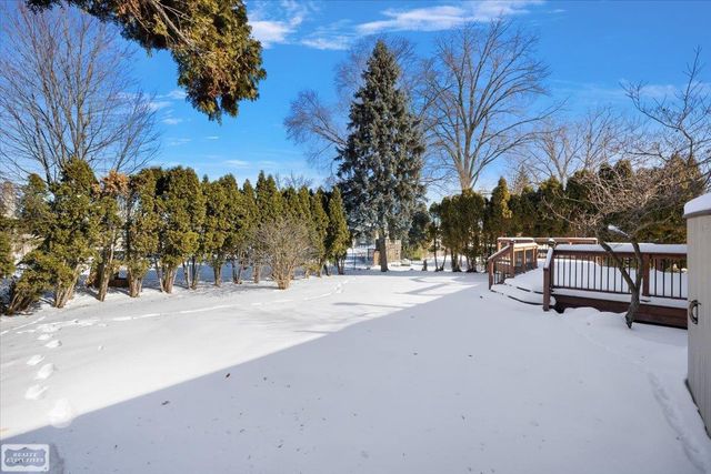 15781 Lorway Street, Clinton Township, MI 48038