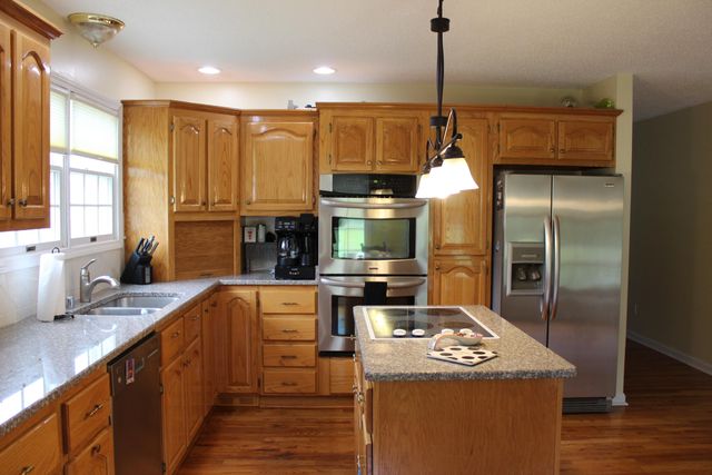 245 Braddie Cove, Paducah, KY 42001