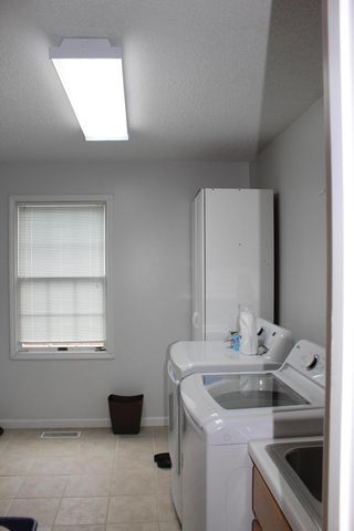 245 Braddie Cove, Paducah, KY 42001