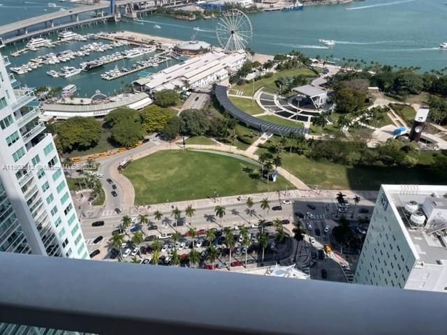 253 2nd St 3807, Miami, FL 33132