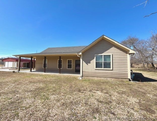 1997 Nichols Hills Road, Sulphur, OK 73086