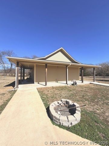 1997 Nichols Hills Road, Sulphur, OK 73086