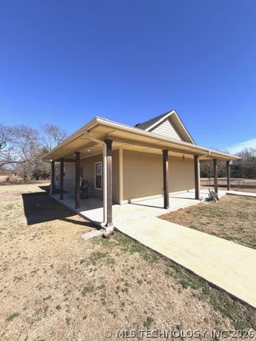 1997 Nichols Hills Road, Sulphur, OK 73086