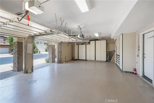 19076 Stonehurst, Huntington Beach, CA 92648