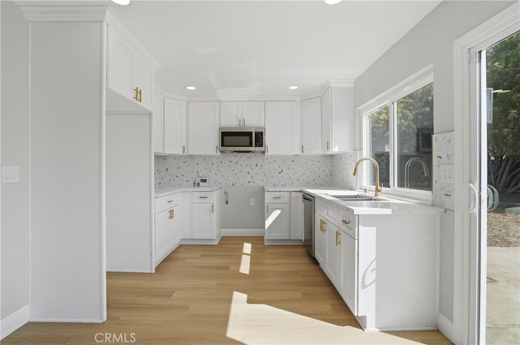 Image 22 of property listing at 2924 Louisiana Place, Riverside, CA 92506
