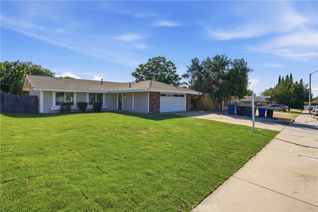 Image 3 of property listing at 2924 Louisiana Place, Riverside, CA 92506