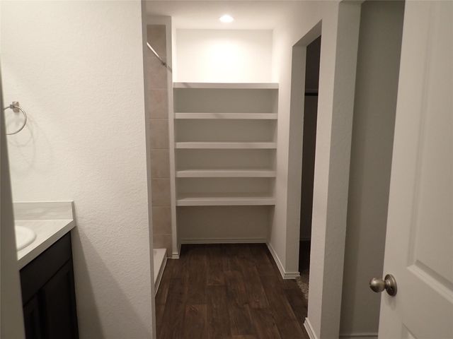 14962 Cypress Hollow Drivee, New Caney, TX 77357