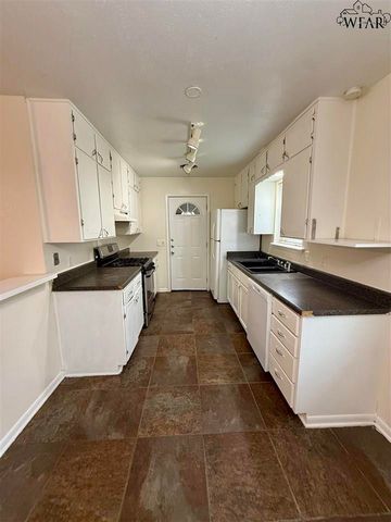 5403 DEWEY STREET, Wichita Falls, TX 76306