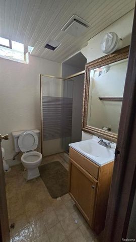 5202 Busch Avenue, Warren, MI 48091