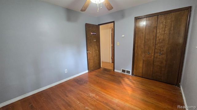 5202 Busch Avenue, Warren, MI 48091