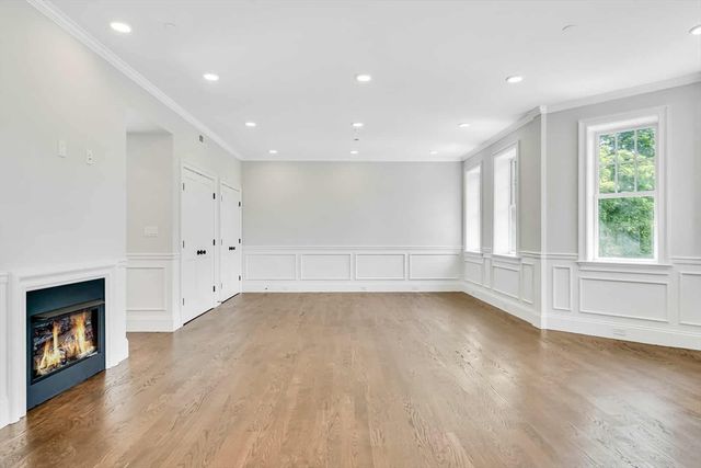 128 Longwood Ave 4, Brookline, MA 02446