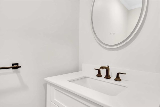 128 Longwood Ave 4, Brookline, MA 02446