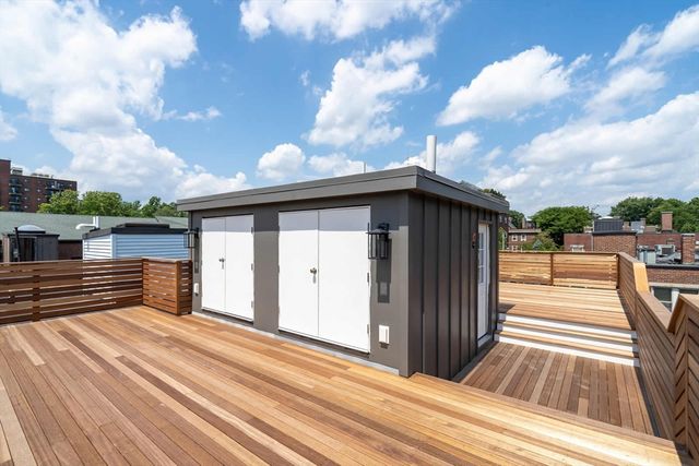 128 Longwood Ave 4, Brookline, MA 02446