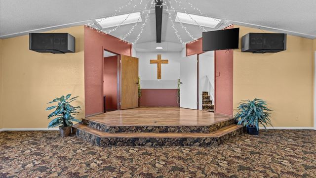 412 32 Road, Clifton, CO 81520