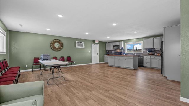 412 32 Road, Clifton, CO 81520