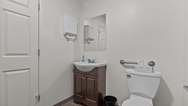 412 32 Road, Clifton, CO 81520