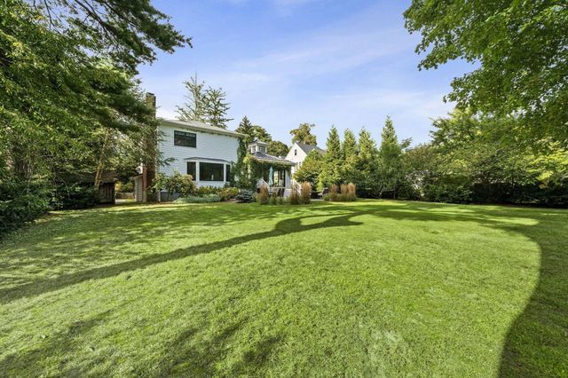 21 Elmwood Rd, Wellesley, MA 02481