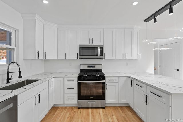 52 Rudolph Road, Modena, NY 12548