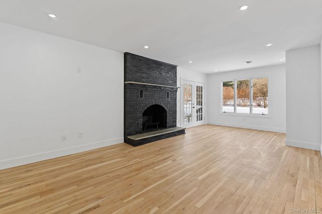 52 Rudolph Road, Modena, NY 12548