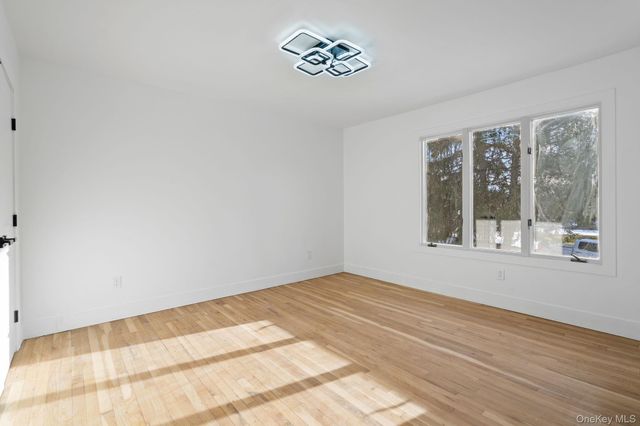 52 Rudolph Road, Modena, NY 12548