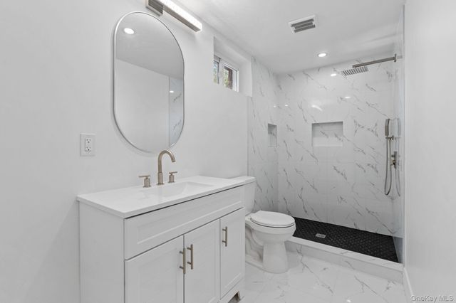 52 Rudolph Road, Modena, NY 12548