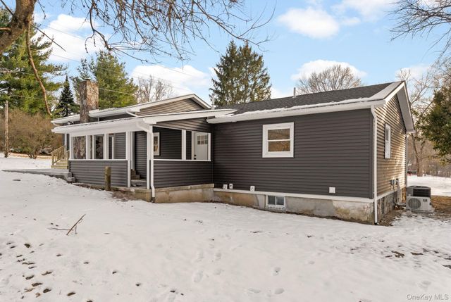 52 Rudolph Road, Modena, NY 12548