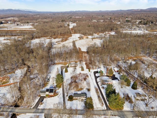 52 Rudolph Road, Modena, NY 12548