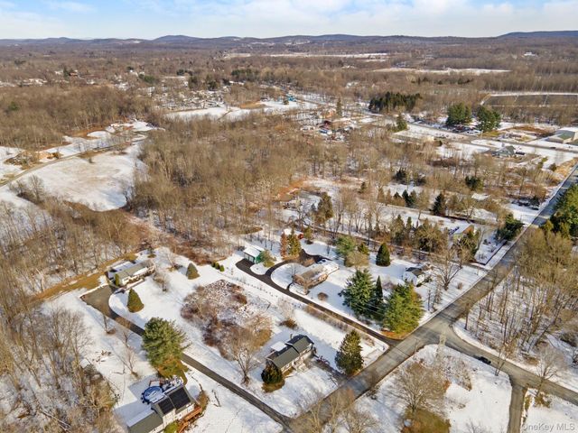 52 Rudolph Road, Modena, NY 12548