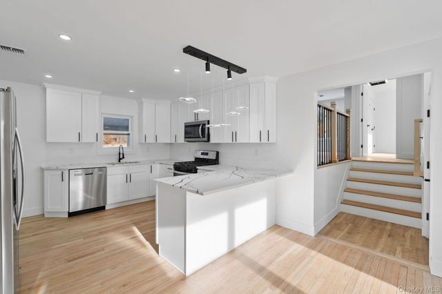 52 Rudolph Road, Modena, NY 12548