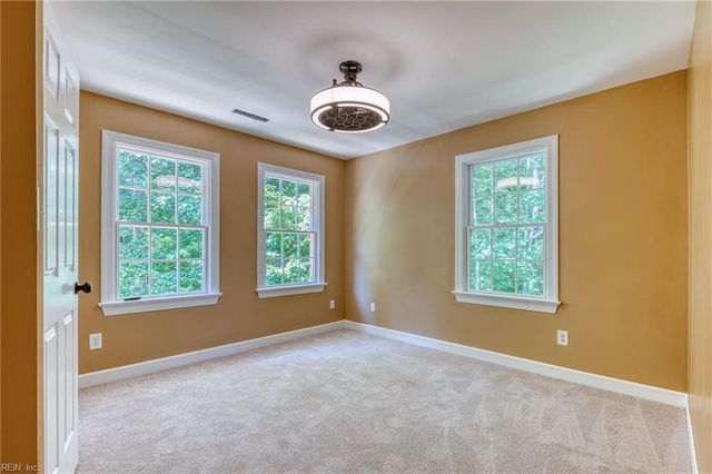 4904 Whitehaven CIR, Williamsburg, VA 23188
