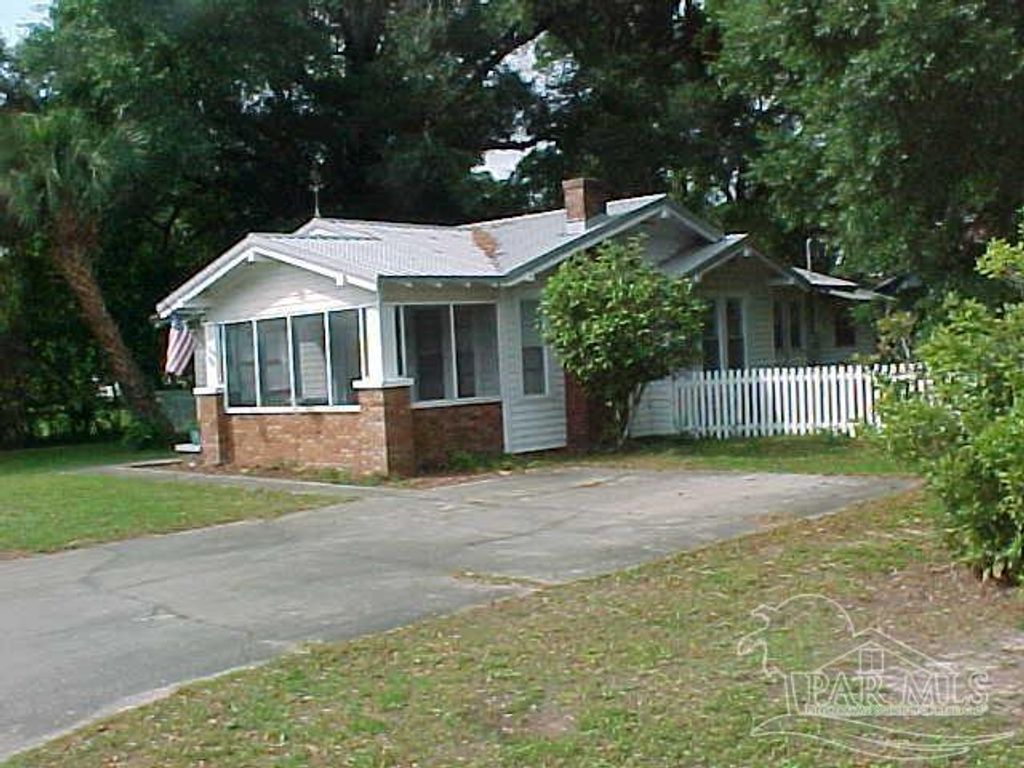 5115 Pike St, Milton, FL 32570