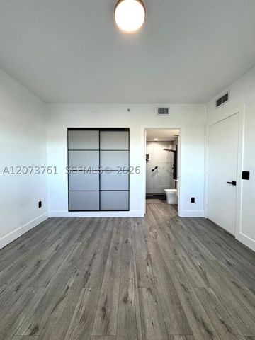 15051 Royal Oaks Ln 1403, North Miami, FL 33181