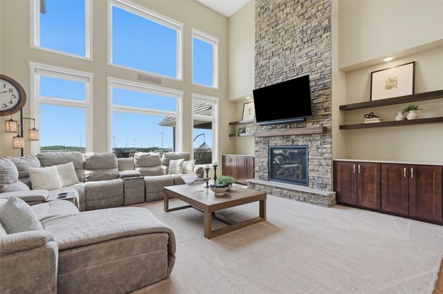 1515 Salm Drive, North Liberty, IA 52317