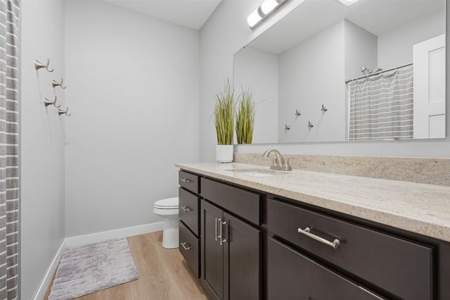1515 Salm Drive, North Liberty, IA 52317