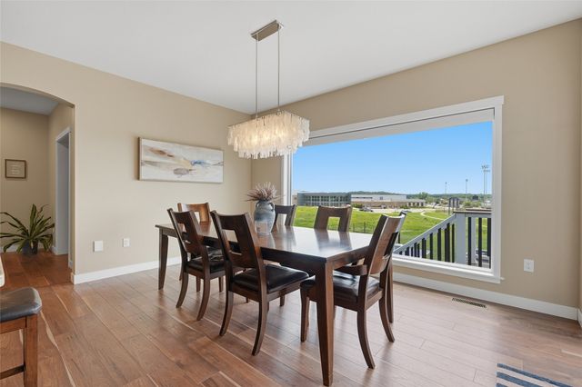 1515 Salm Drive, North Liberty, IA 52317