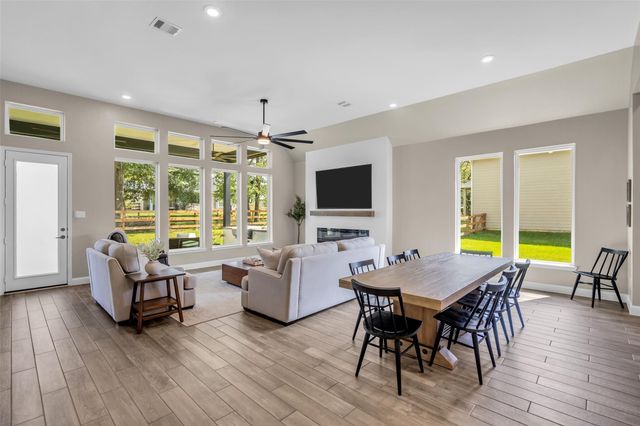 734 Satterwhite Farms Lane, Magnolia, TX 77354