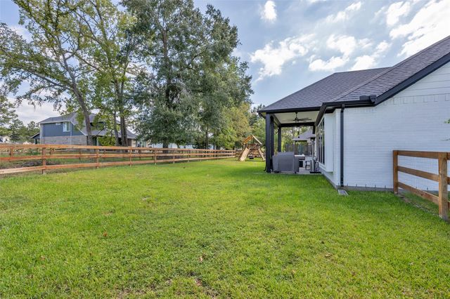 734 Satterwhite Farms Lane, Magnolia, TX 77354