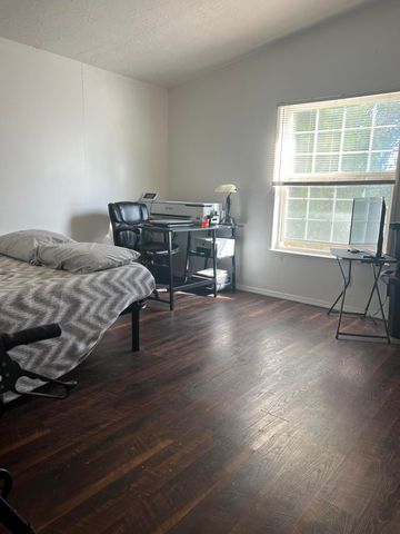 4000 Round Lake Road 106, Klamath Falls, OR 97601