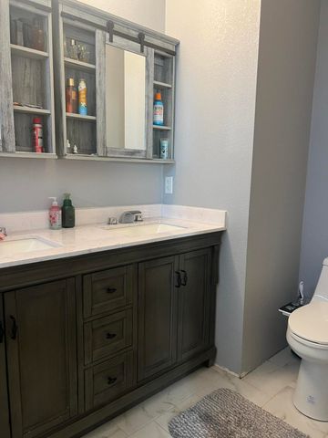 4000 Round Lake Road 106, Klamath Falls, OR 97601