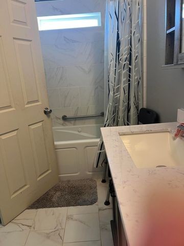 4000 Round Lake Road 106, Klamath Falls, OR 97601