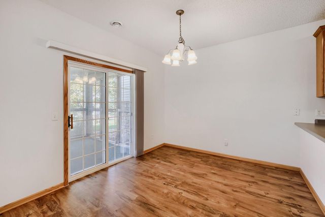 6778 Pine Crest Trail S, Cottage Grove, MN 55016