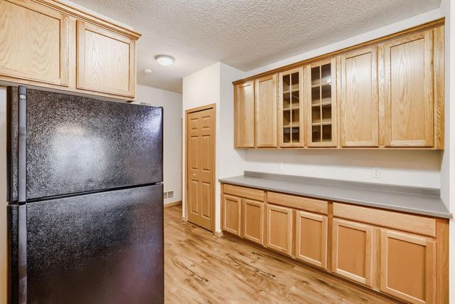 6778 Pine Crest Trail S, Cottage Grove, MN 55016