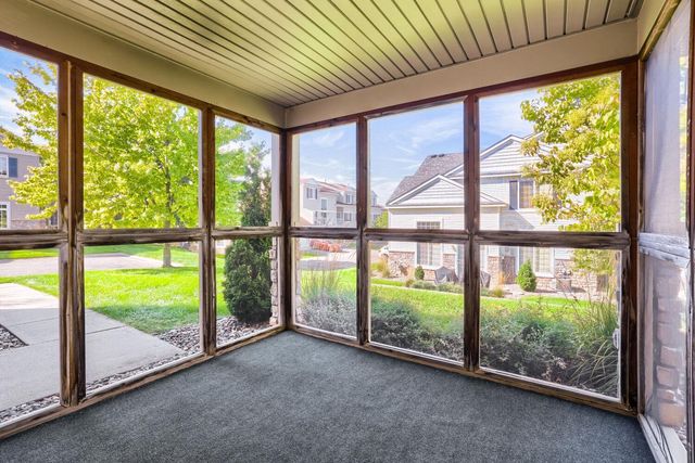 6778 Pine Crest Trail S, Cottage Grove, MN 55016