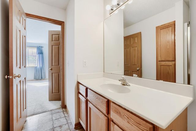 6778 Pine Crest Trail S, Cottage Grove, MN 55016