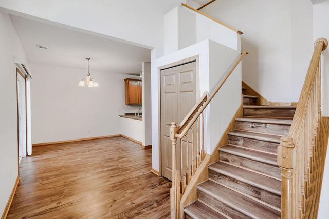 6778 Pine Crest Trail S, Cottage Grove, MN 55016